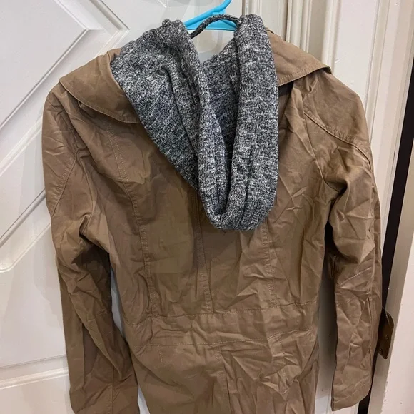 Jacket - Picture 2 of 2